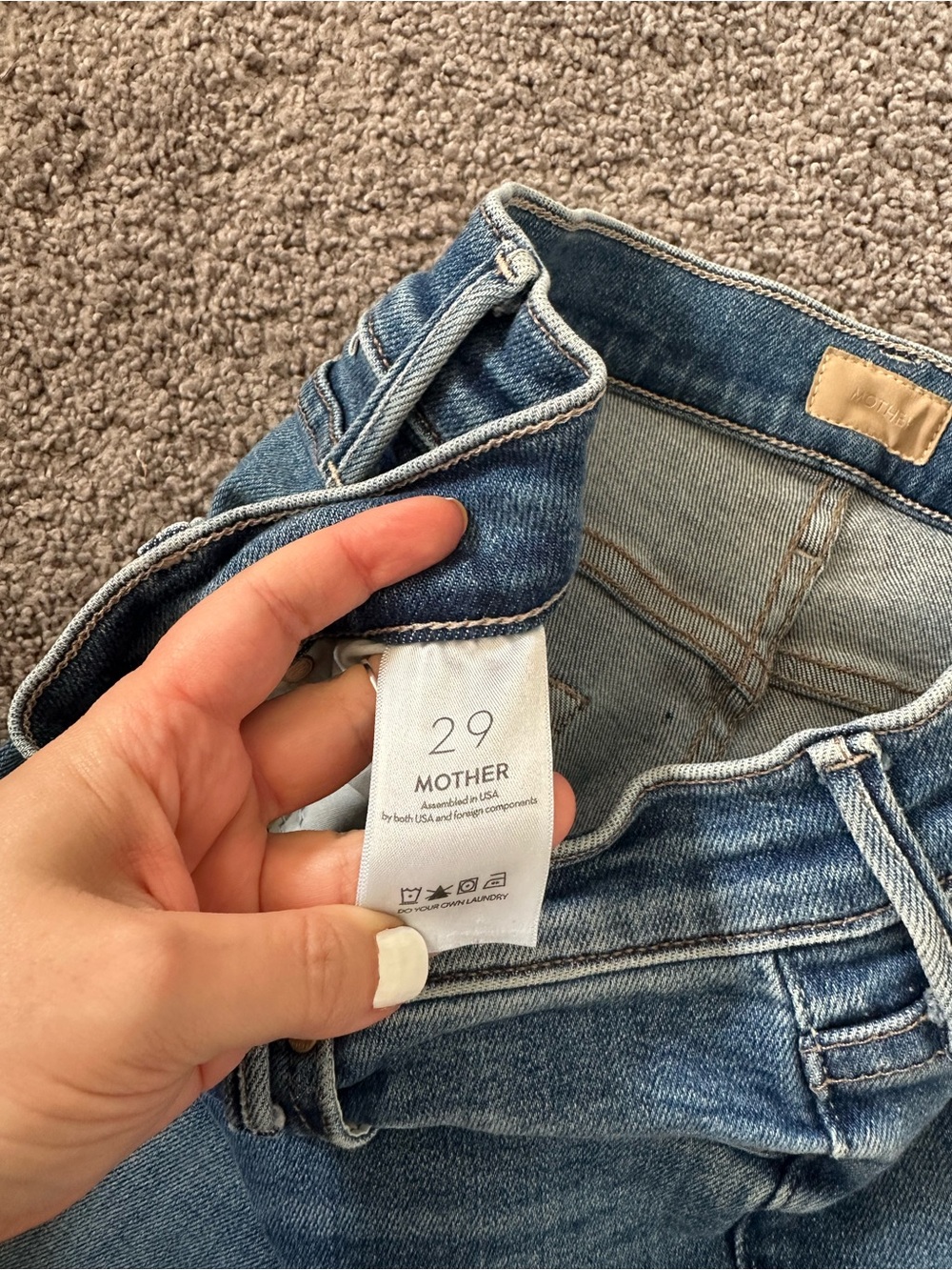 MOTHER Rascal Ankle Fray Jeans - Picture 4 of 10